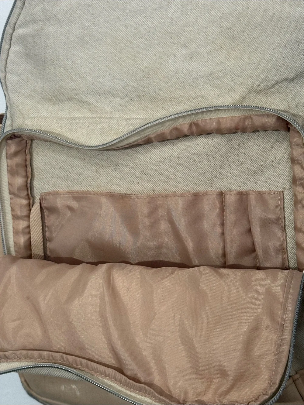 BEIS The Travel Canvas Backpack in Beige Everyday Diaper Mom Laptop Bag FLAWED